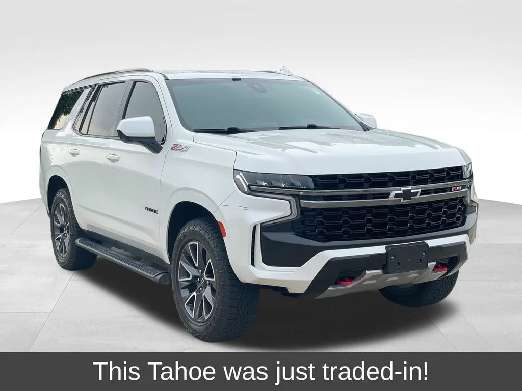Certified Used 2022 Iridescent Pearl Tricoat Chevrolet Z71 image 1