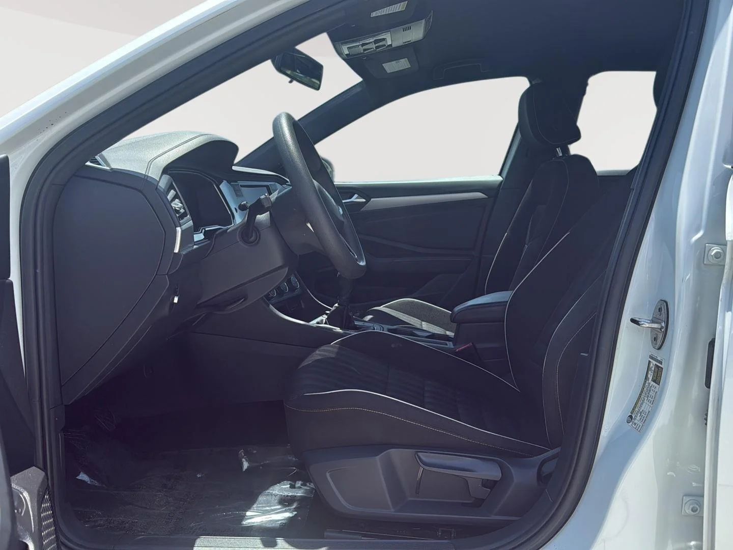 Certified Used 2022 Pure White Volkswagen Sport image 2