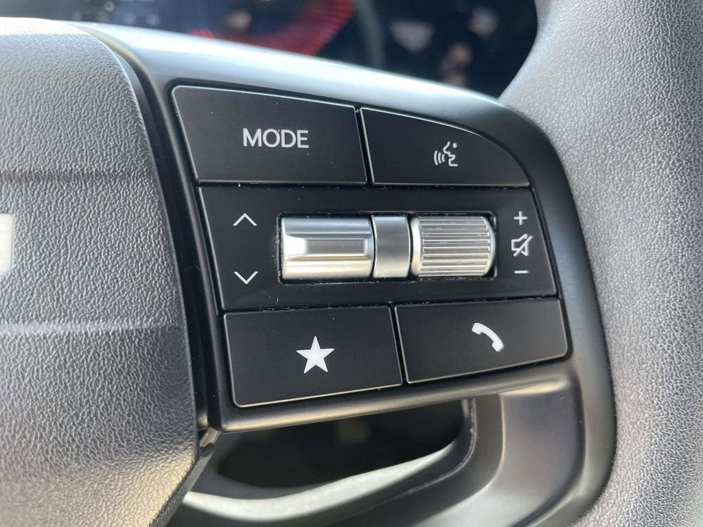 Used 2025 Black Kia LXS image 17