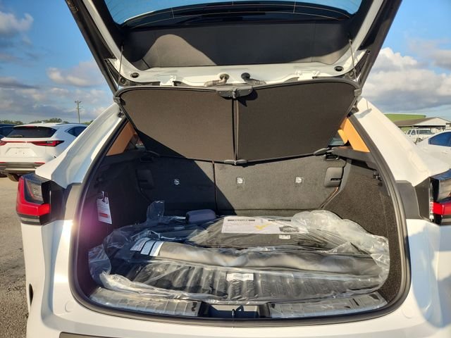 New 2026 Ultra White Lexus PREMIUM image 24