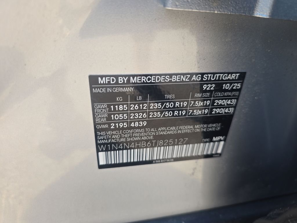 Used 2026 Silver Mercedes-Benz GLA 250 image 29