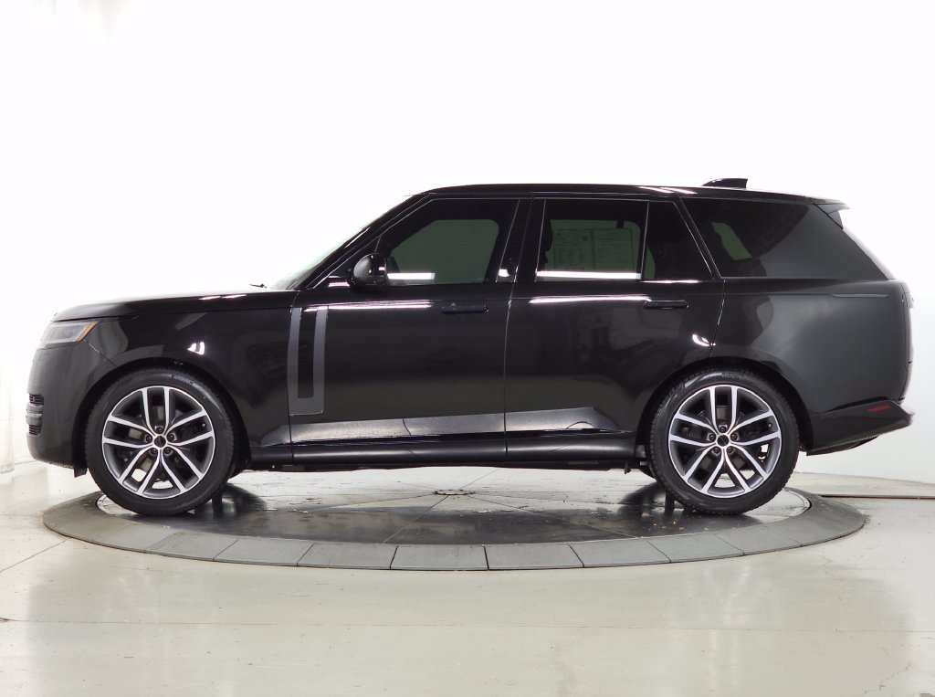Used 2026 Black Land Rover SE image 2