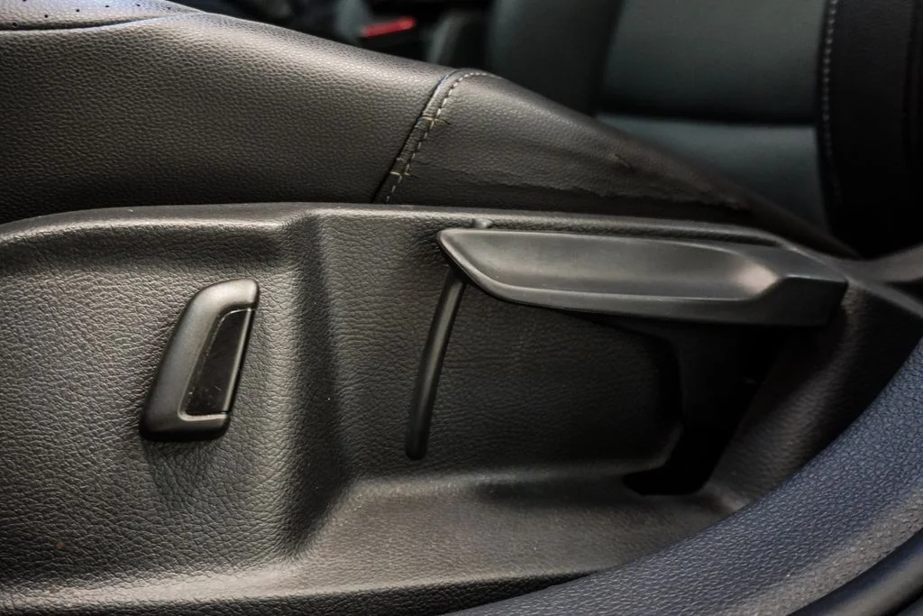 Used 2019  Volkswagen TSI S image 7