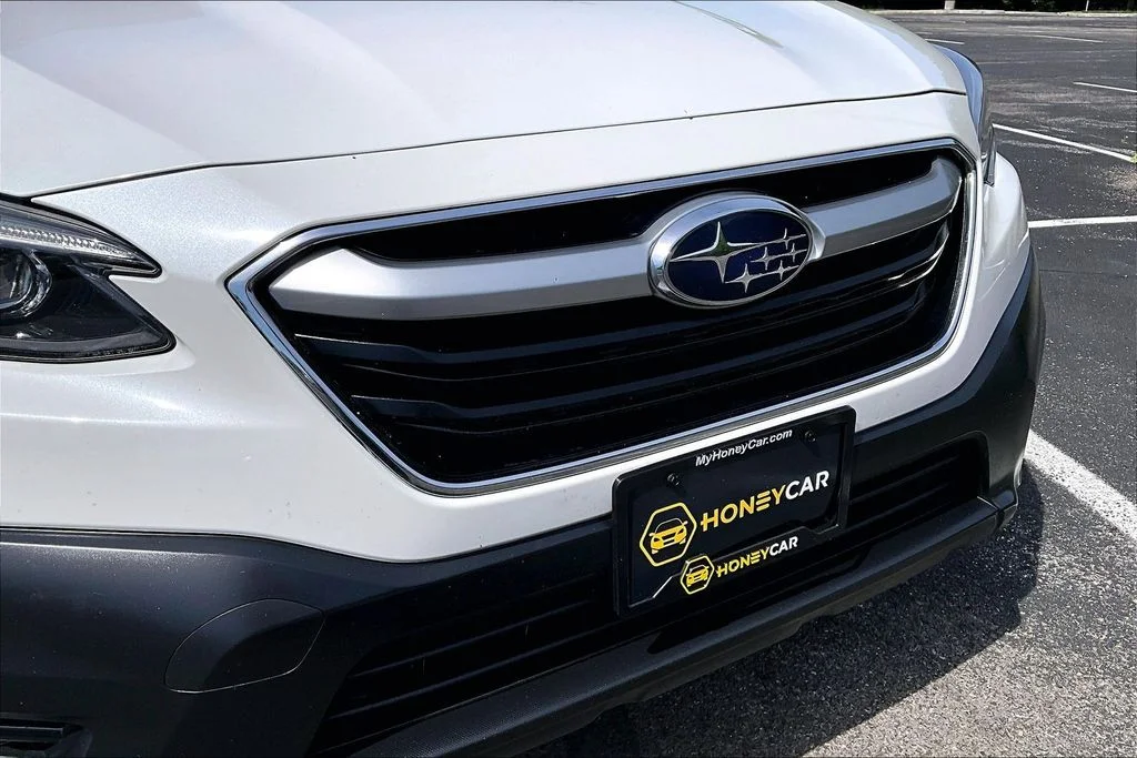 Certified Used 2022 White Subaru Premium image 33