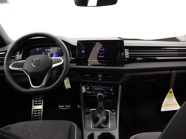 New 2026 Pure White Volkswagen 1.5T Sport image 12