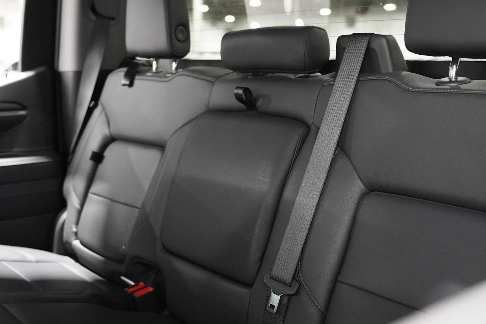 Used 2023 Summit White GMC SLT image 20
