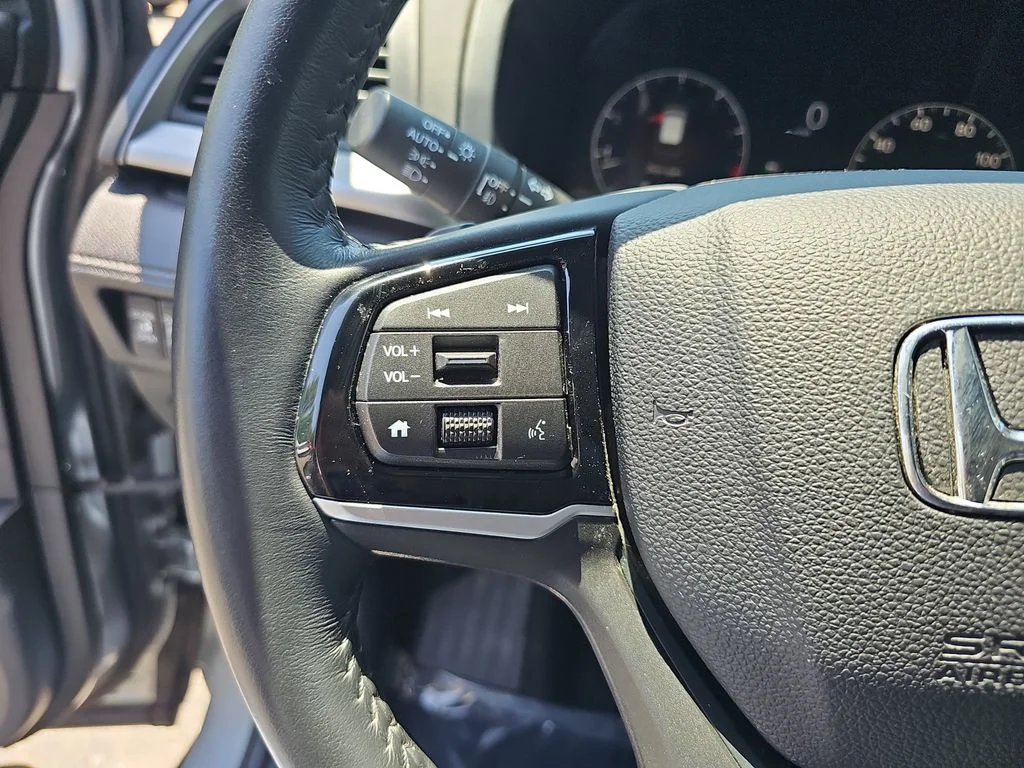Used 2025  Honda EX-L image 16