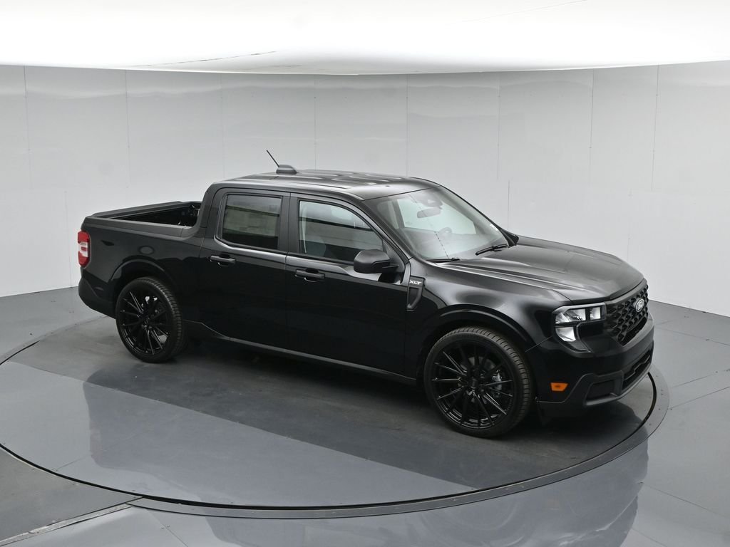New 2026 Shadow Black Ford XLT image 40