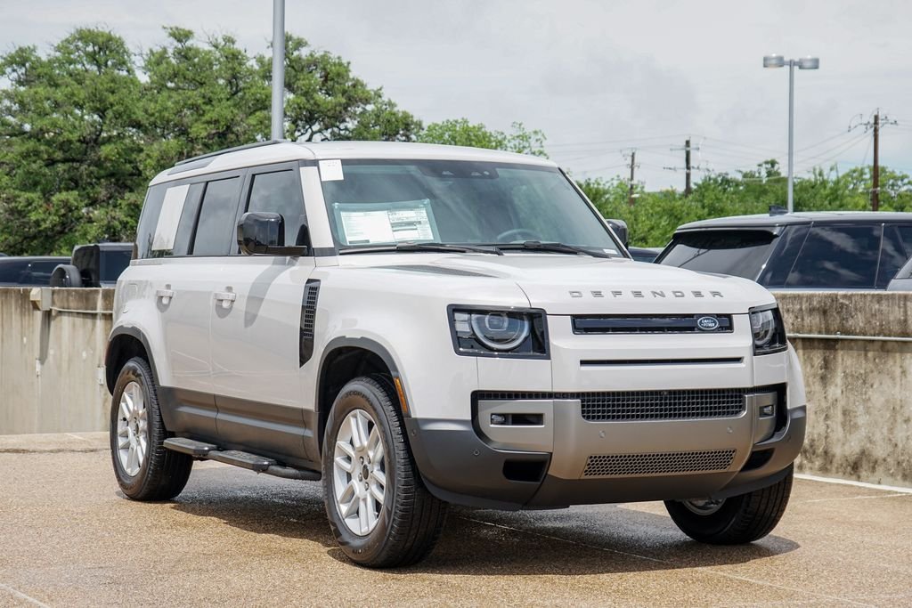 New 2026 Borasco Grey Metallic Land Rover S image 9