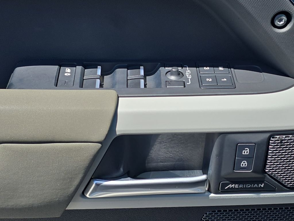 Certified Used 2023 Blue Land Rover S image 27