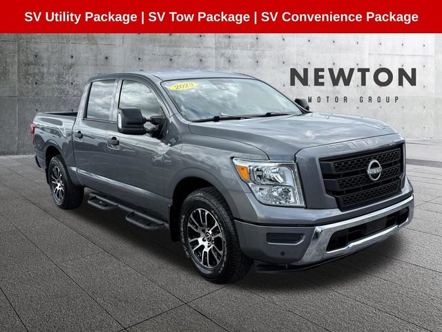 2023 Nissan Titan SV
