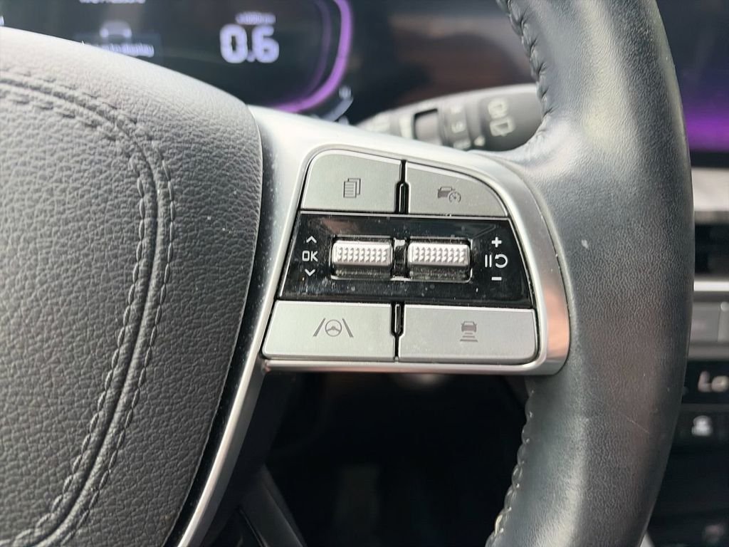 Used 2024 Silver Kia EX image 25
