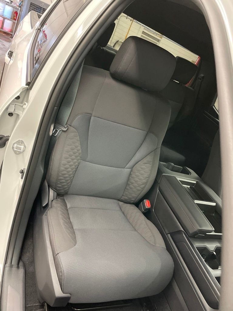 2026 Toyota Tundra SR5 - Photo 33
