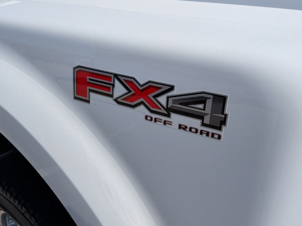 New 2026 Oxford White Ford F-350® Lariat® image 43