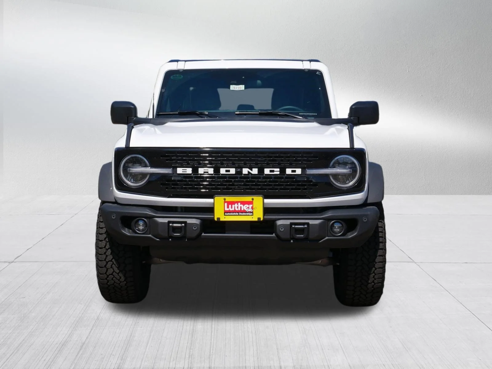 New 2026 Oxford White Ford Badlands image 2