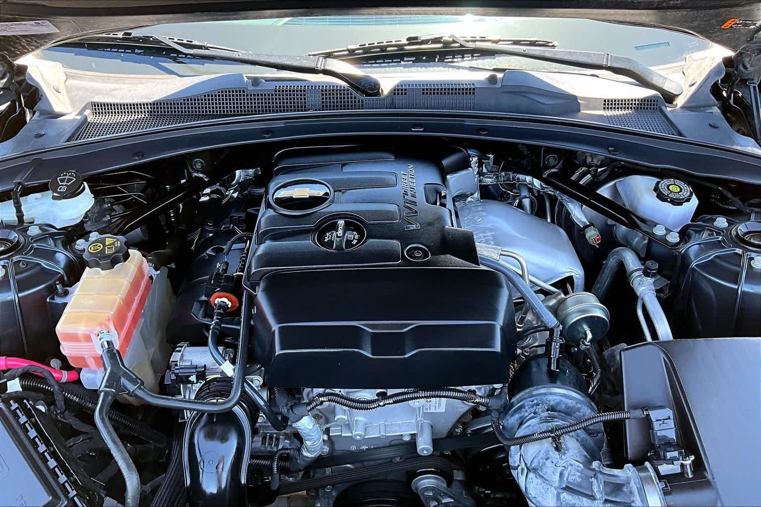 Used 2022 Black Chevrolet 1LT image 32