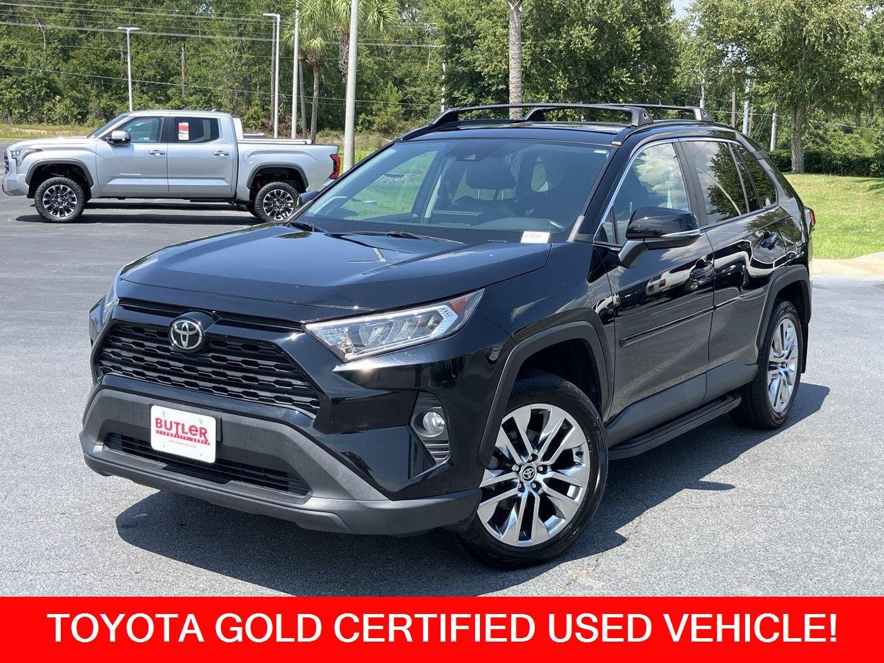 Used 2021 Black (Midnight Black Metallic) Toyota XLE Premium AWD image 1