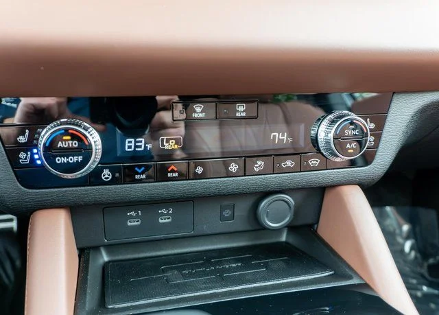 Used 2026 Gray Mitsubishi  image 35