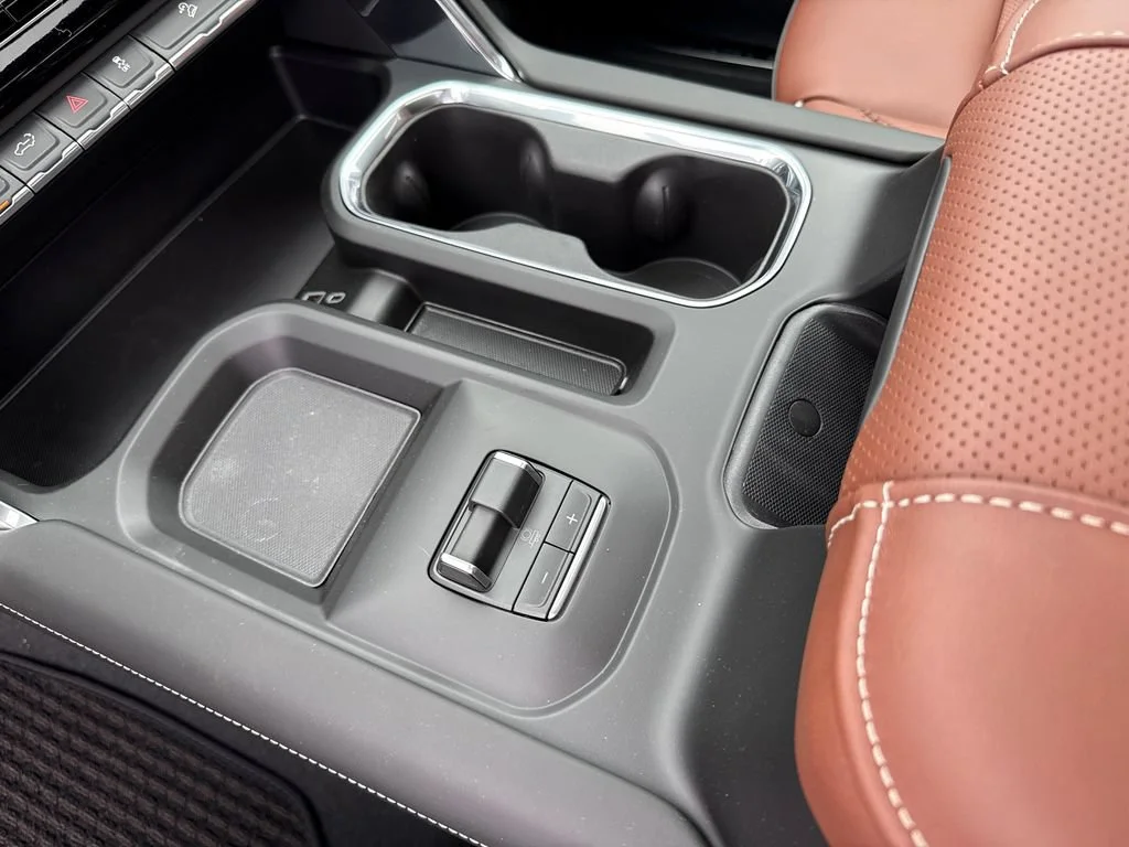 2026 GMC Sierra 2500HD Denali Ultimate - Photo 25