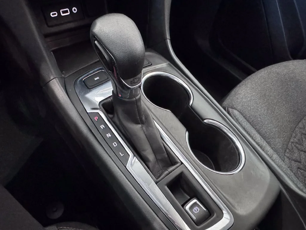 2024 Chevrolet Equinox LT - Photo 23