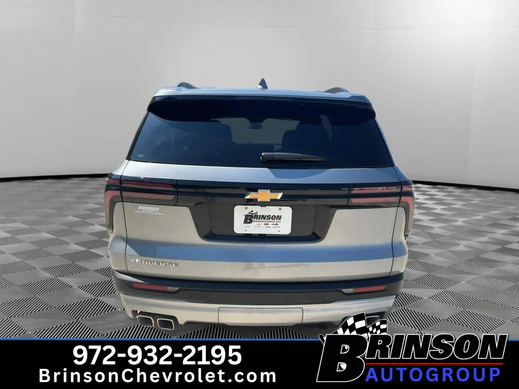 Used 2026 Sterling Gray Metallic Chevrolet FWD LT image 8