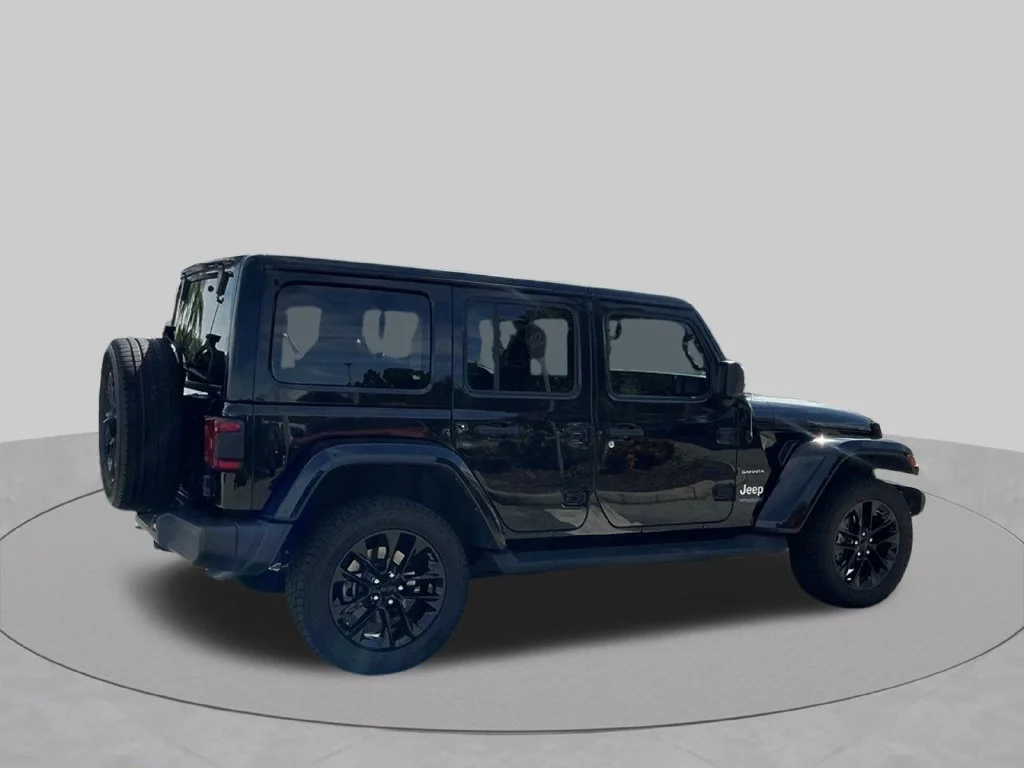 Used 2021 Black Jeep Unlimited Sahara 4xe image 10