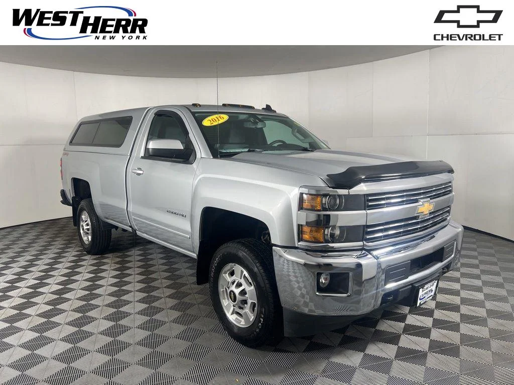 Used 2016 SILVER ICE METALLIC Chevrolet LT image 1
