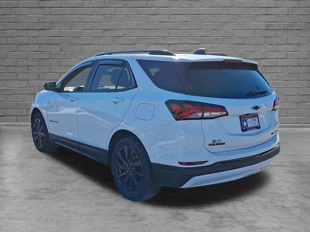 Used 2024 Summit White Chevrolet RS image 8