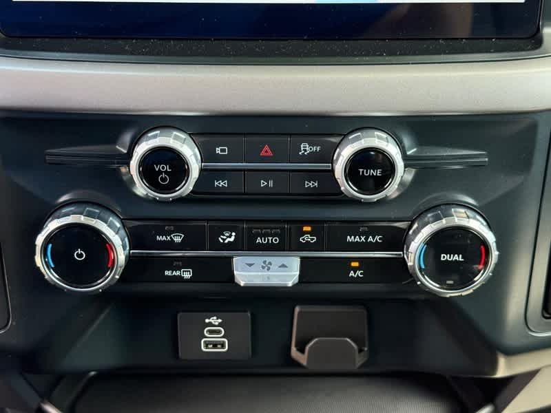 2025 Ford F-150 XLT - Photo 17