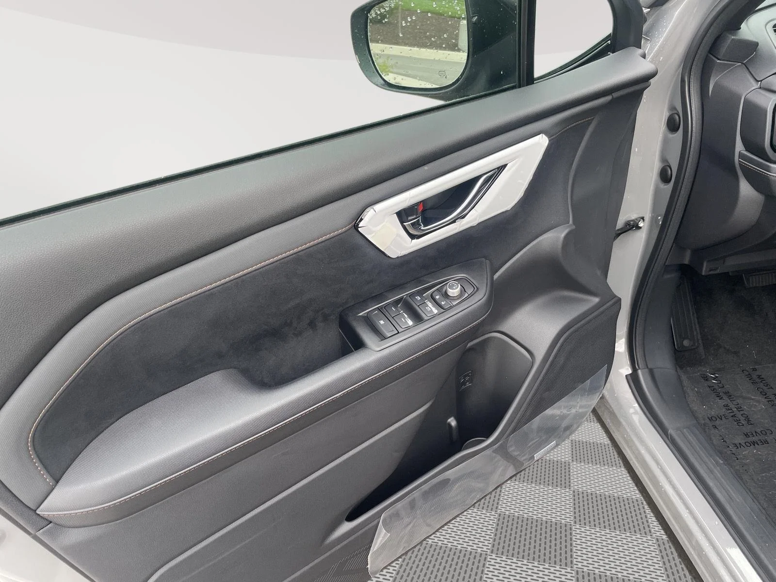 New 2026 River Rock Pearl Subaru Sport image 9