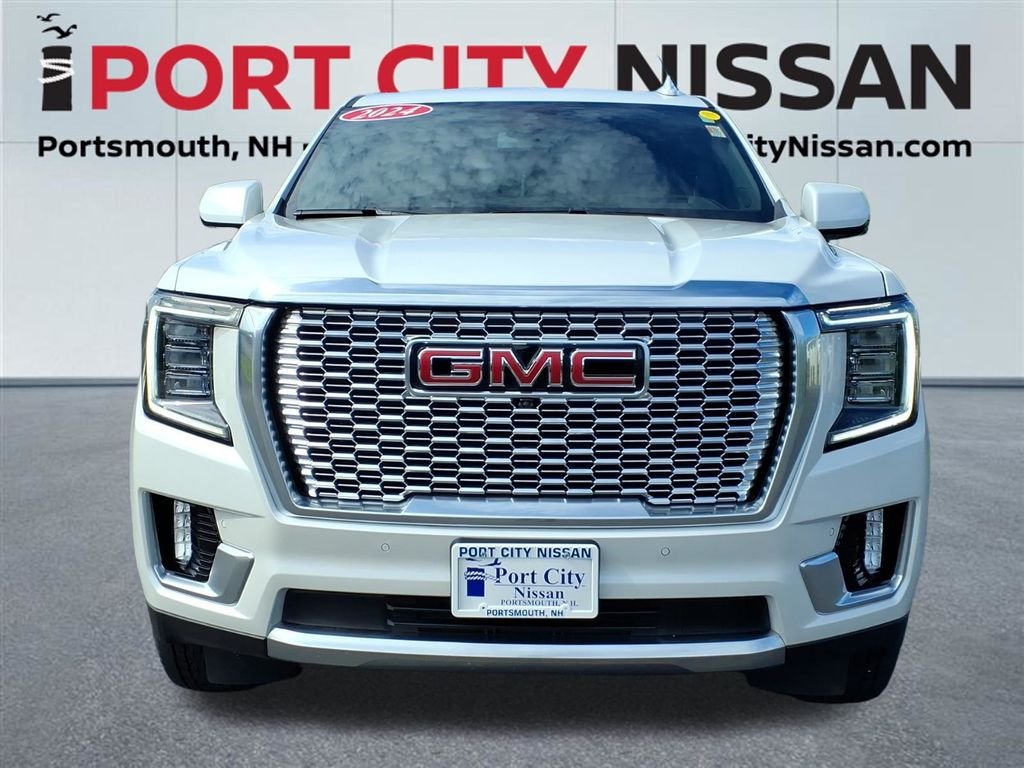Used 2024 White Frost GMC Denali w/panoramic sunroof image 35