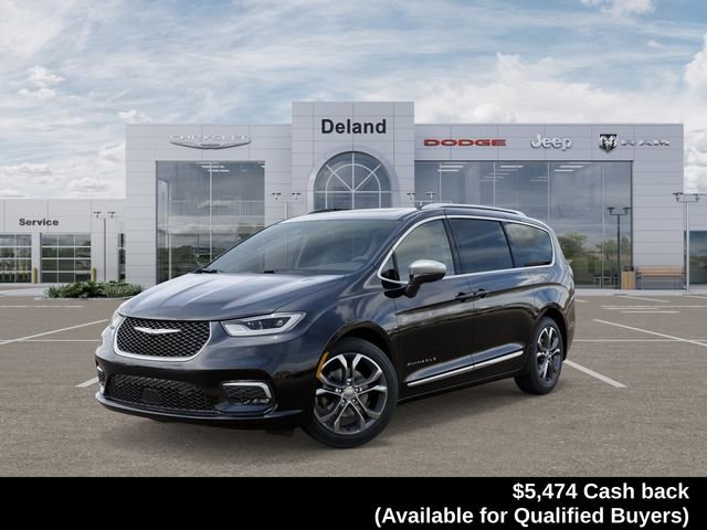 2026 Chrysler Pacifica Pinnacle's photo