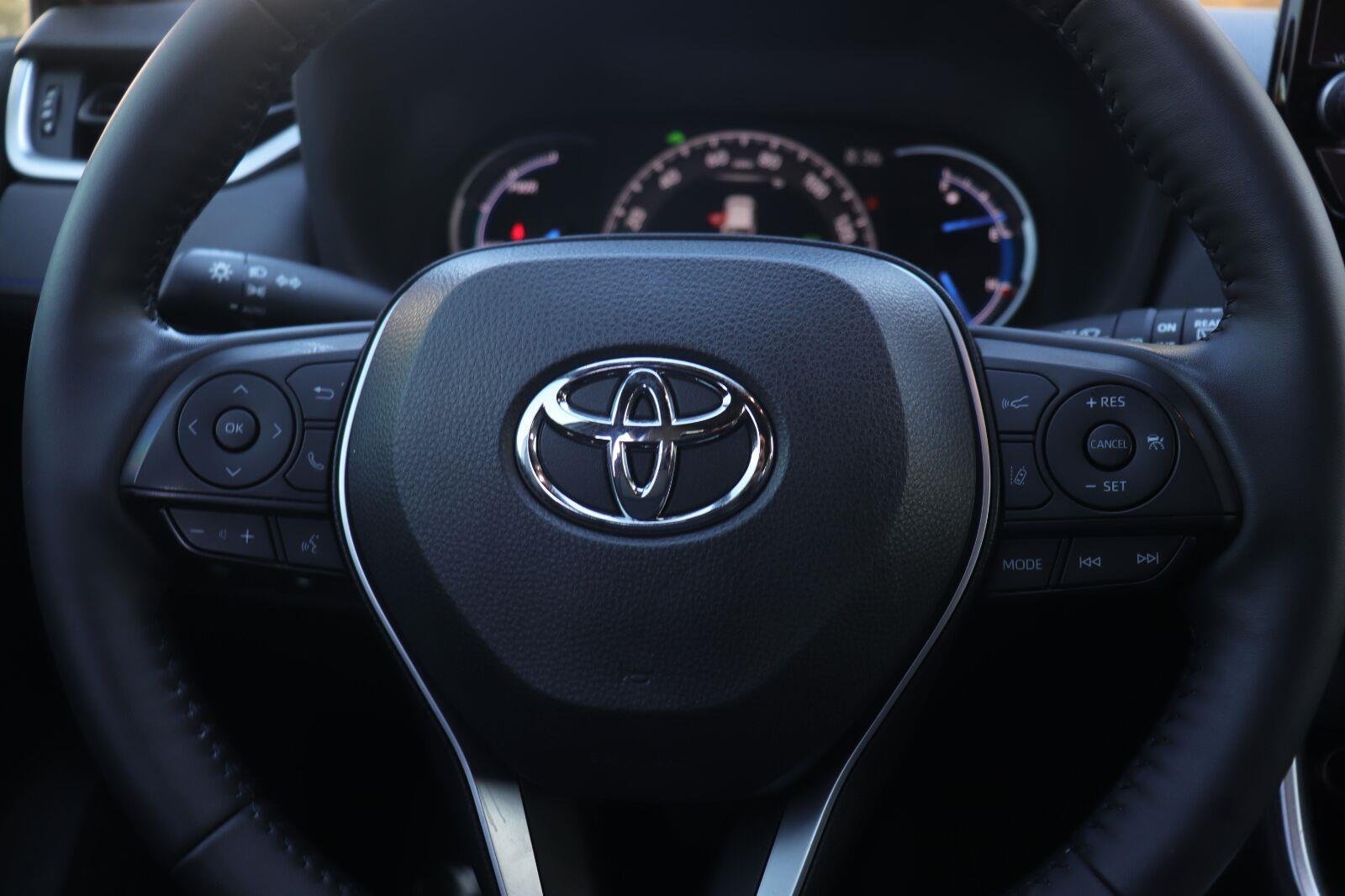 Used 2023 Silver Sky Metallic/Midnight Black Metallic Toyota XSE image 26