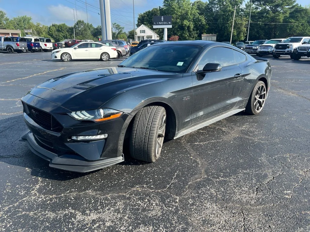 Used 2019 Shadow Black Ford GT Premium image 6