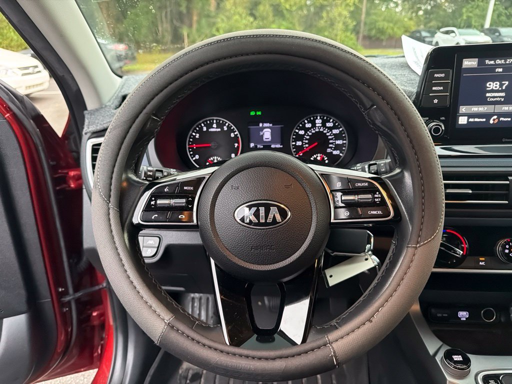 Certified Used 2021 Mars Orange Kia S image 12