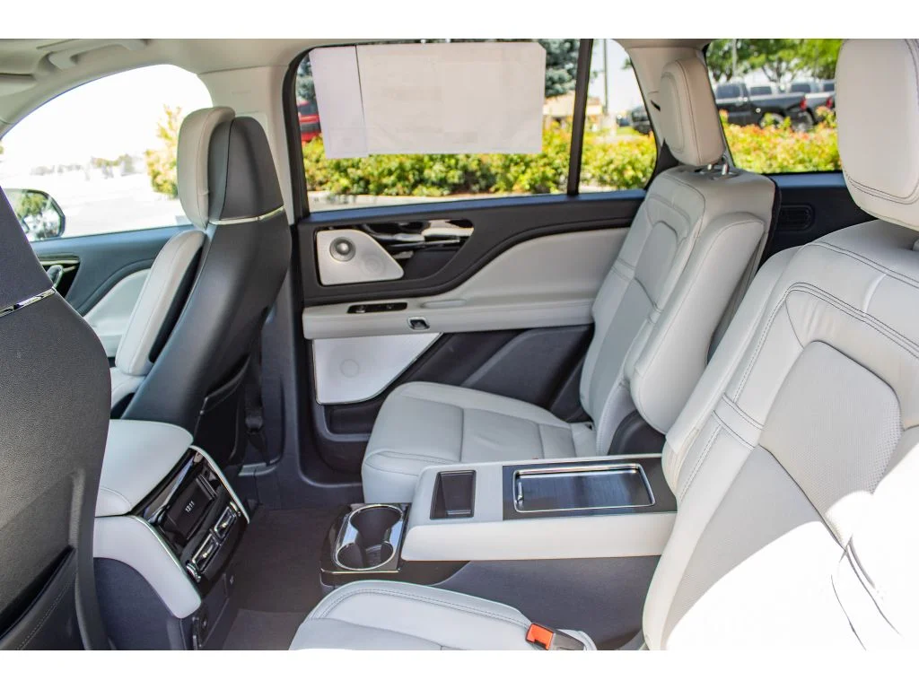 New 2026 PRISTINE WHITE METALLIC Lincoln Reserve image 19
