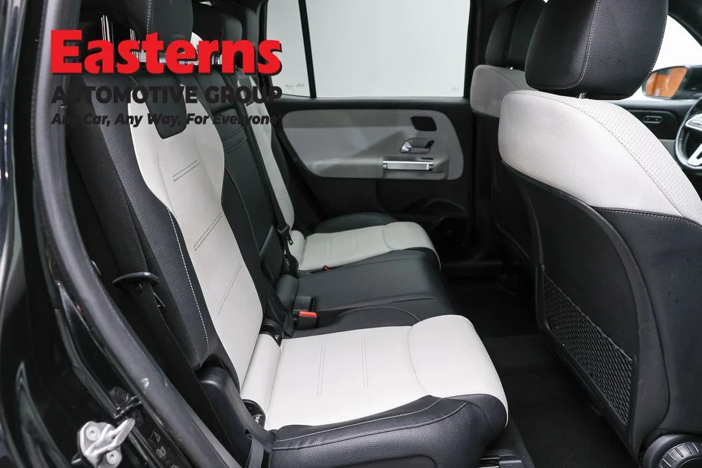 Used 2022 Black Mercedes-Benz GLB 250 image 23