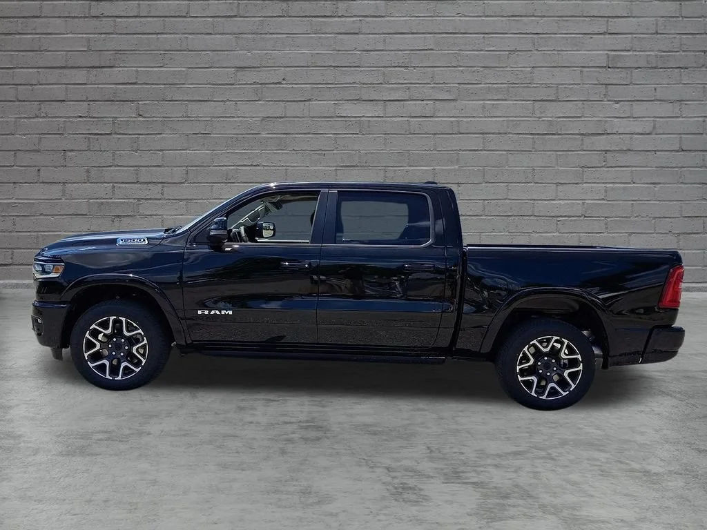 New 2026 Diamond Black Crystal Pearlcoat Ram Laramie image 5
