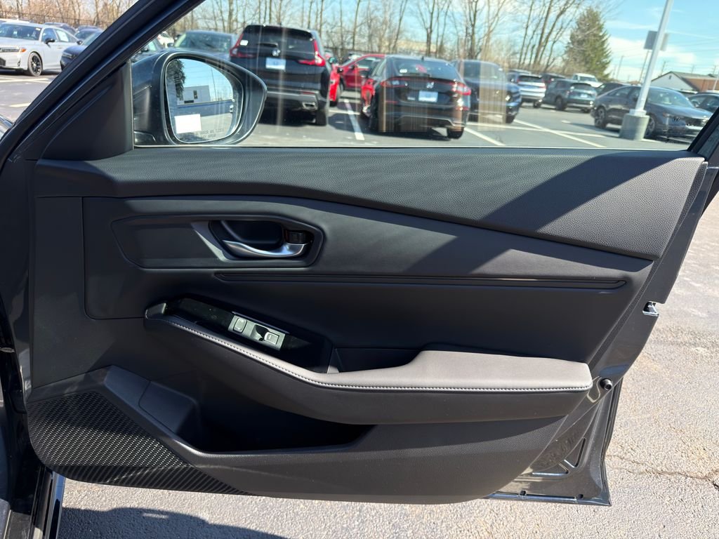 New 2026 Meteorite Gray Metallic Honda Touring image 25
