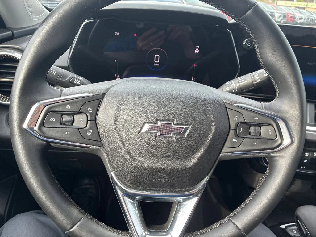 Used 2024 Green Chevrolet ACTIV image 14