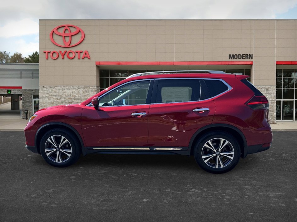 Used 2017 Palatial Ruby Nissan SL image 6