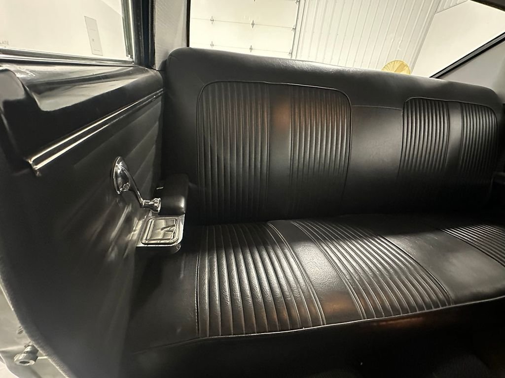 Used 1964 Green Pontiac  image 56