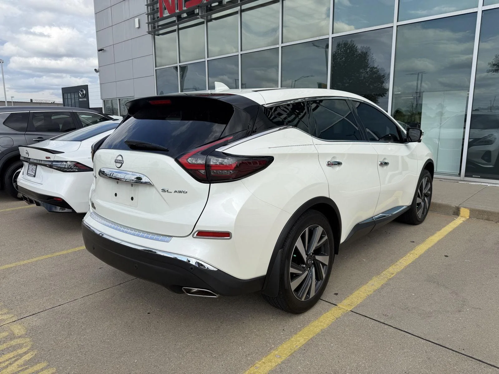 Certified Used 2023 Pearl White Tricoat Nissan SL image 10