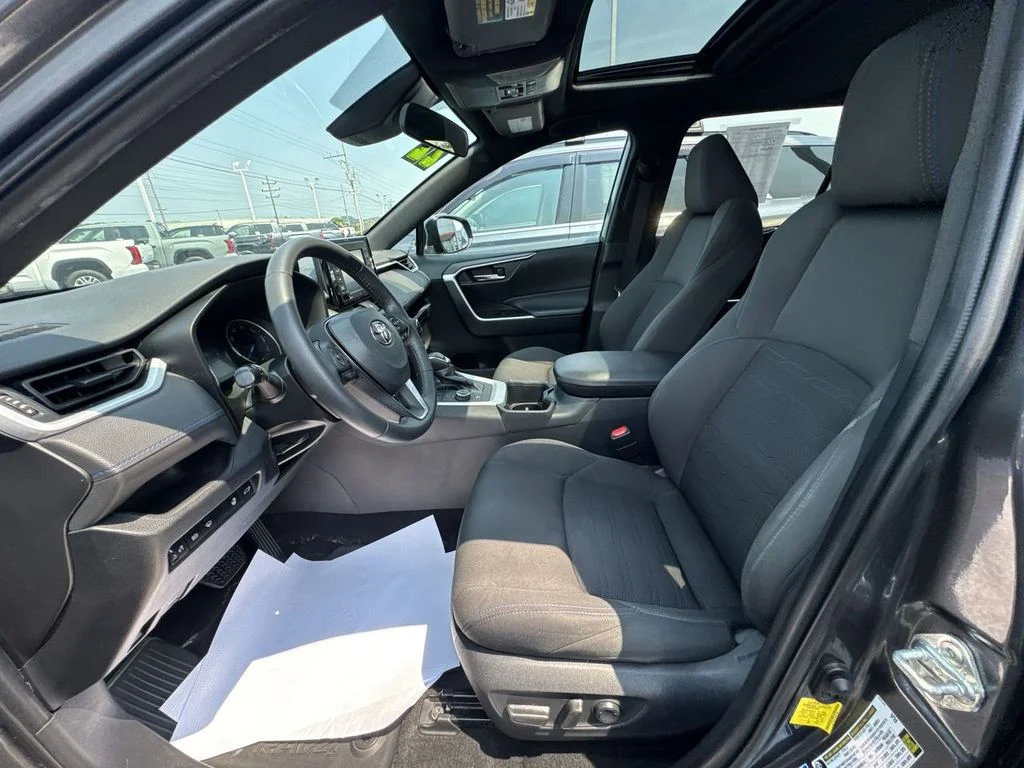 Used 2022 Gray Toyota SE image 17