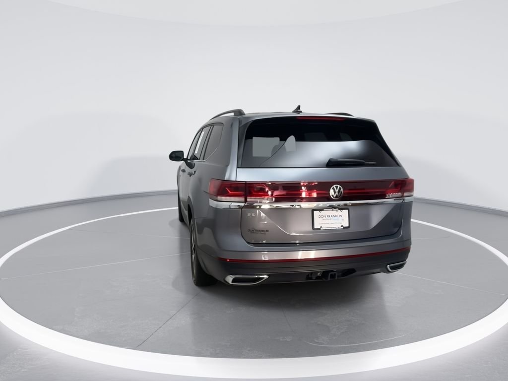 2024 Volkswagen Atlas SE w/Tech - Photo 7