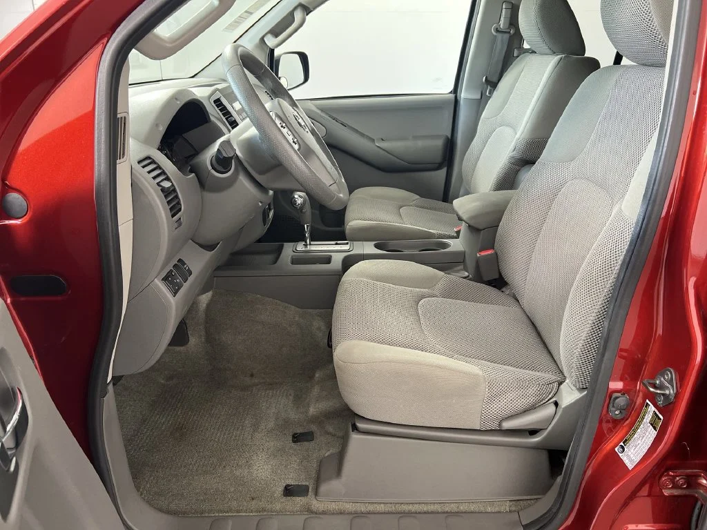 Used 2012 Red Nissan SV image 13