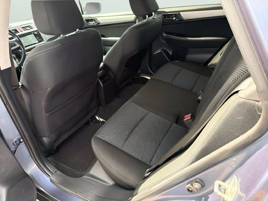 Used 2015 Twilight Blue Metallic Subaru 2.5i Premium image 11