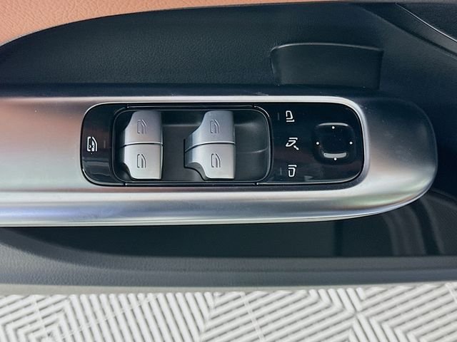 2026 Mercedes-Benz C-Class Sedan AMG C43 - Photo 17