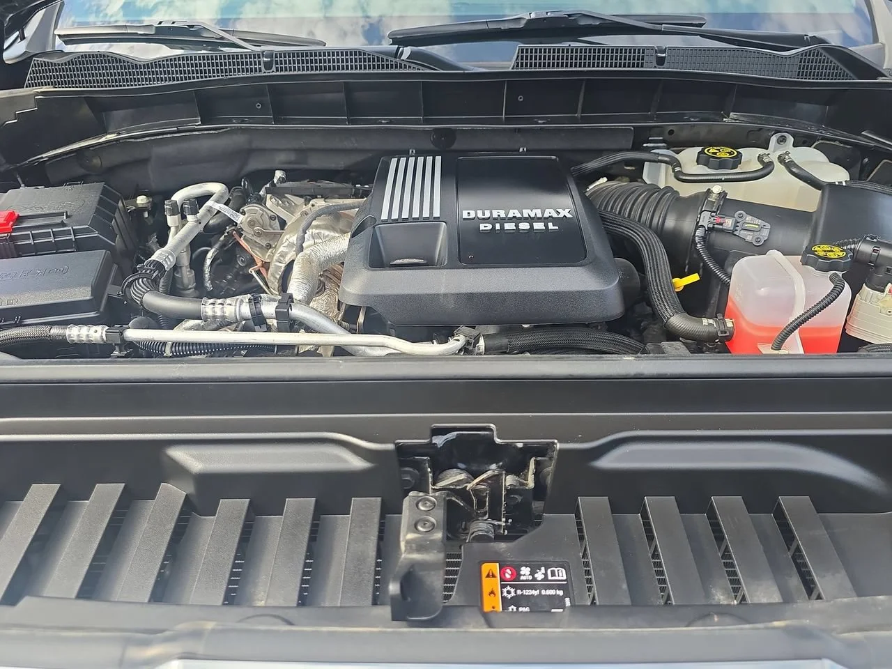 Used 2024 Onyx Black GMC AT4 image 30
