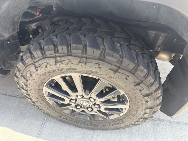Used 2024 White Toyota 1958 image 17